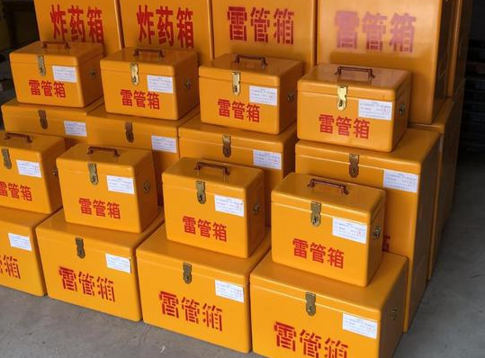 金州玻璃钢雷管箱的使用寿命一般是多少？