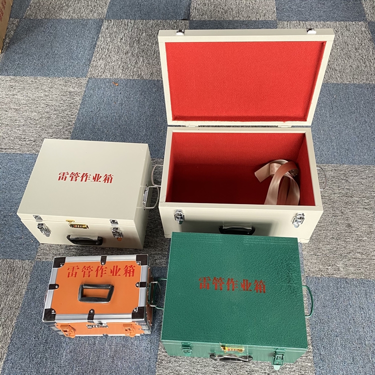 金州爆破工程作业箱如何选择？玻璃钢与传统材质的全面对比